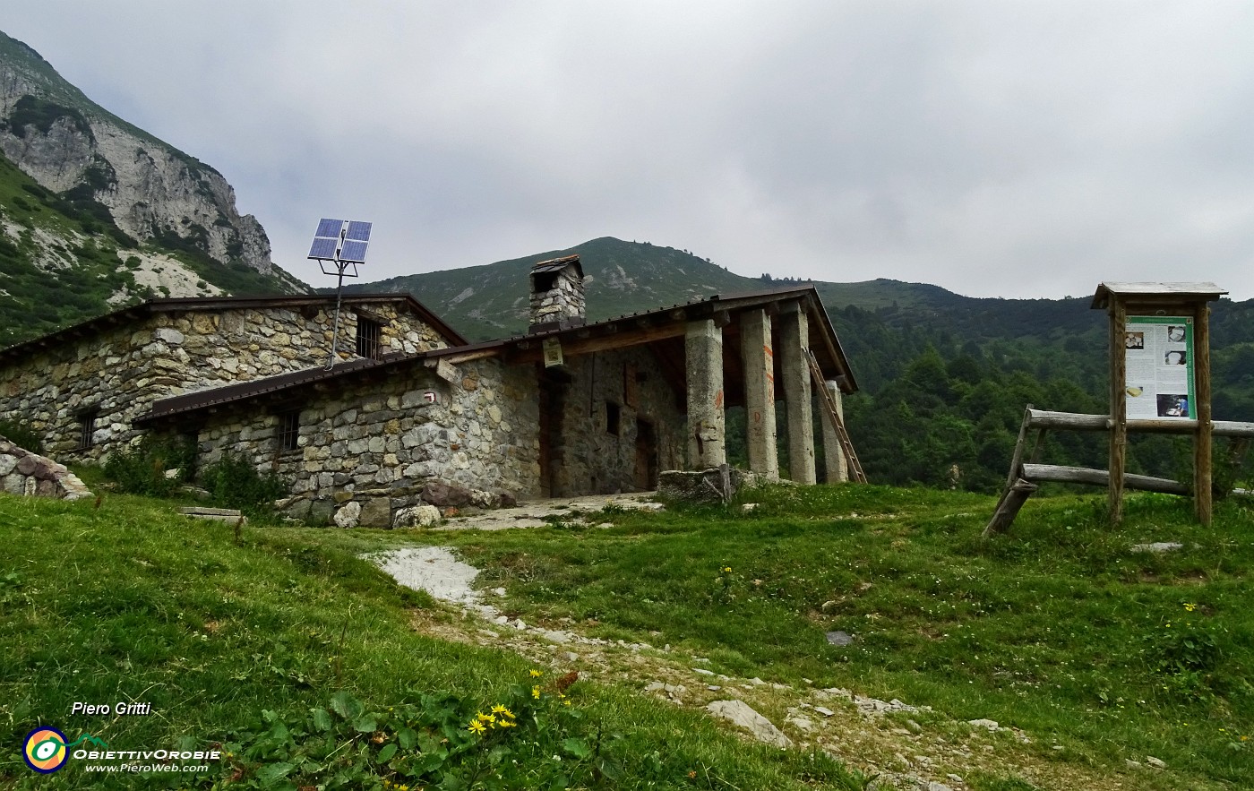 32 Baita Nevel (Neeel) di mezzo (1614 m).JPG -                                